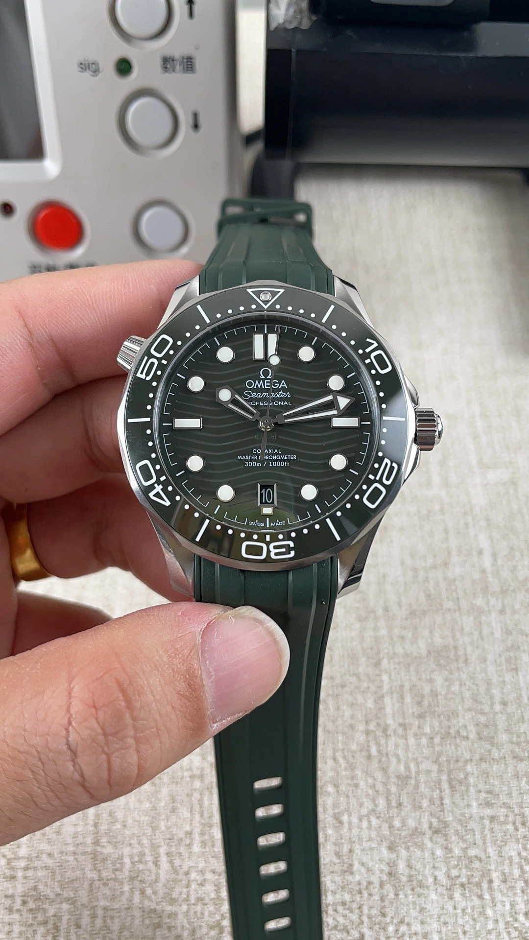 CBD Factory Omega Seamaster Diver 300M “Seaweed Green” (210.32.42.20.10.001) 1:1 Super Clone – DD8800 Movement Premium 229
